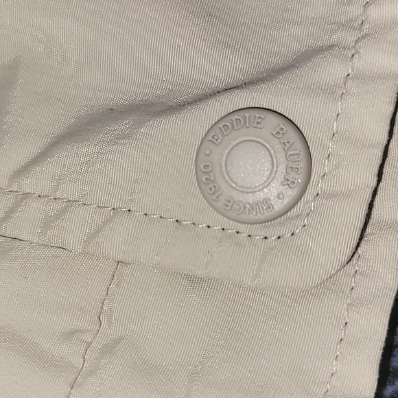Vintage.  90s. Eddie Bauer Outdoor Outfitter. All- weather jacket.  Size XL. - Picture 6 of 16